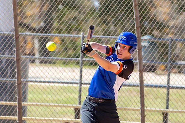 2025-Ventura-Softball-athlete